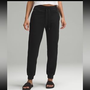 Scuba High-Rise Jogger *Full Length